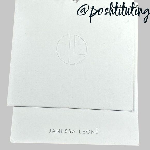 NWT Janessa Leone’ Bucket Hat Blue and Grey Plaid sz L - Picture 8 of 10